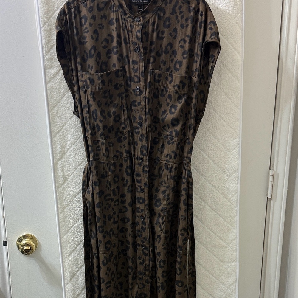 Women Elegant Leopard Print Maxi Dress, Short Sleeve with sides slit